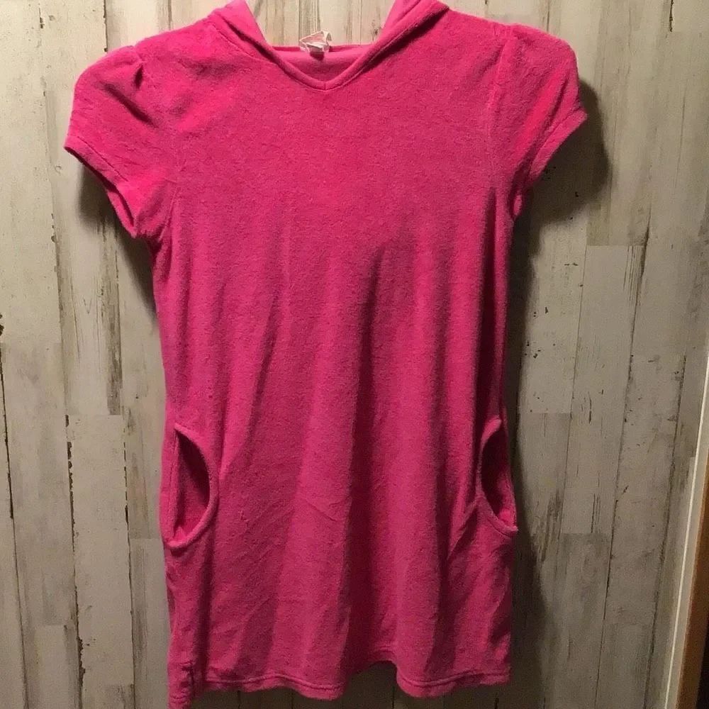 Beach cover up hoodie by exhilaration size medium ￼